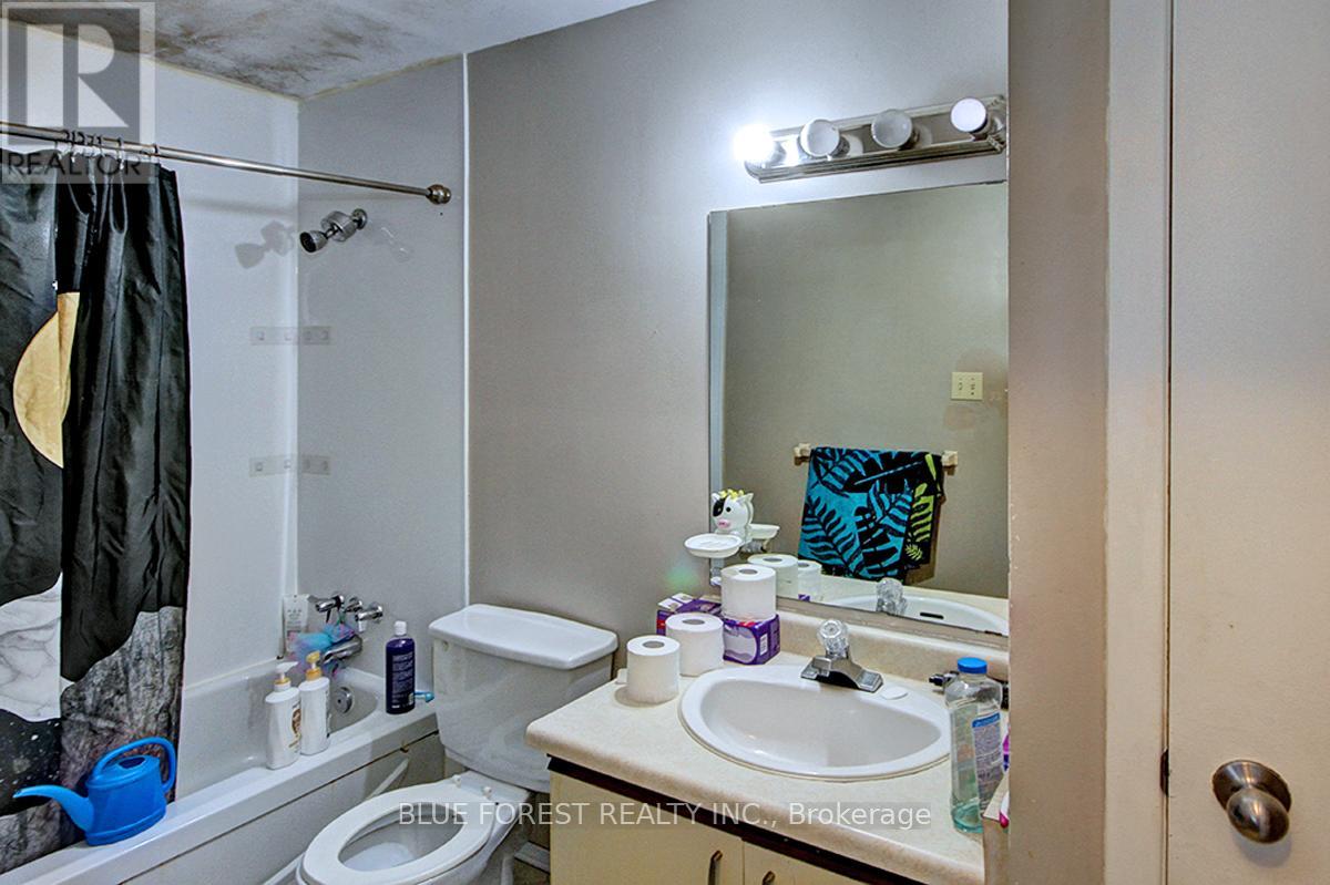 37 - 1096 Jalna Boulevard, London South, Ontario  N6E 3B8 - Photo 15 - X12452184