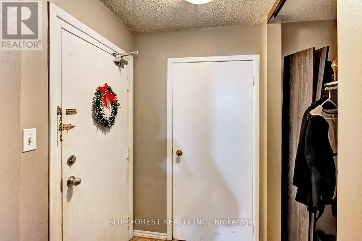 37 - 1096 Jalna Boulevard, London South, Ontario  N6E 3B8 - Photo 3 - X12452184