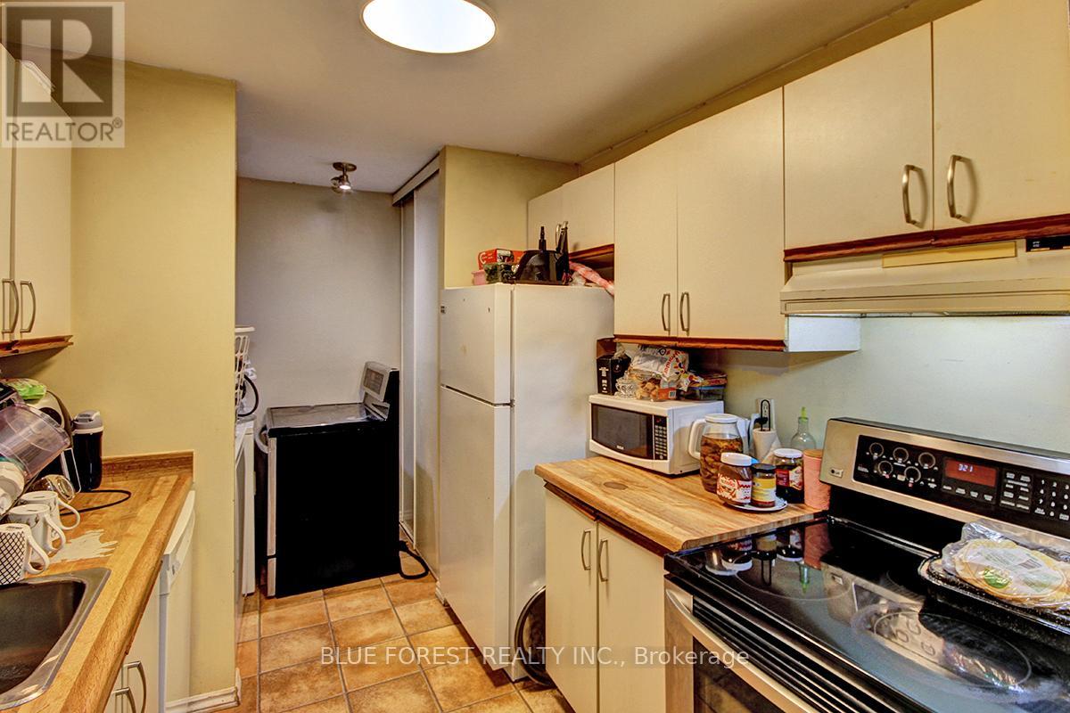37 - 1096 Jalna Boulevard, London South, Ontario  N6E 3B8 - Photo 6 - X12452184