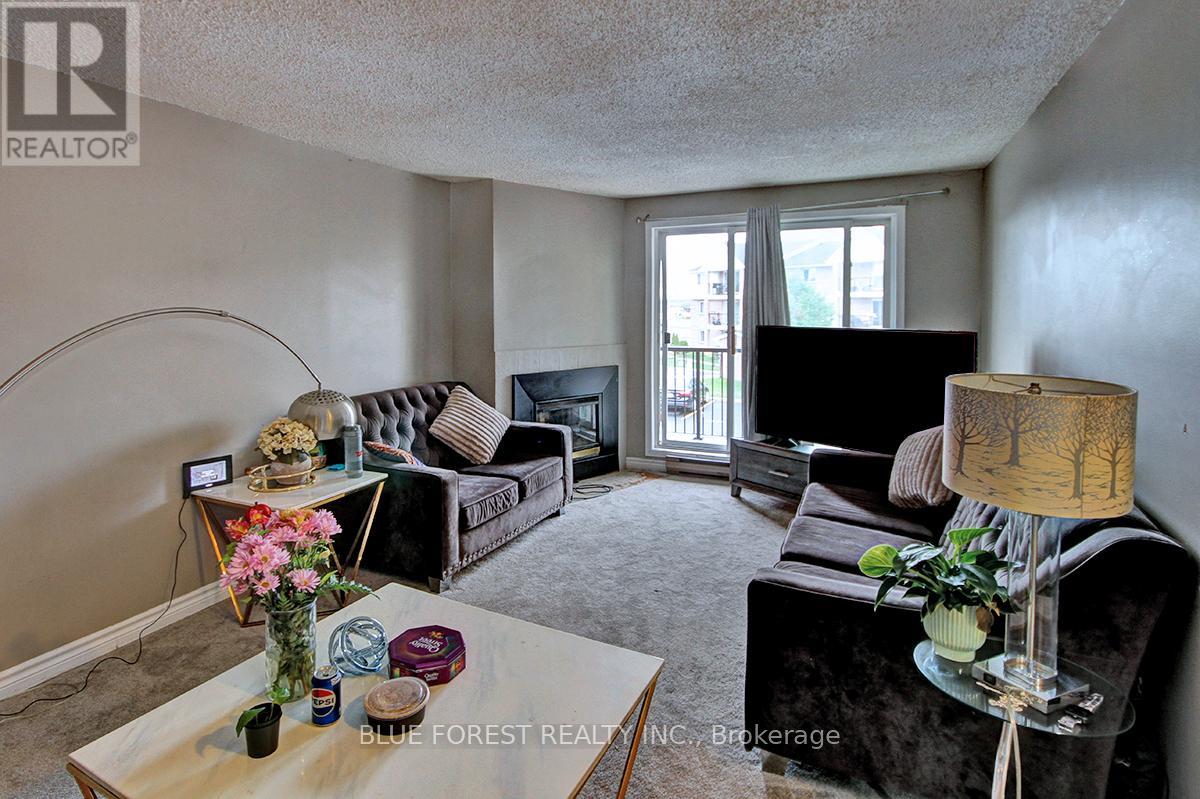 37 - 1096 Jalna Boulevard, London South, Ontario  N6E 3B8 - Photo 8 - X12452184