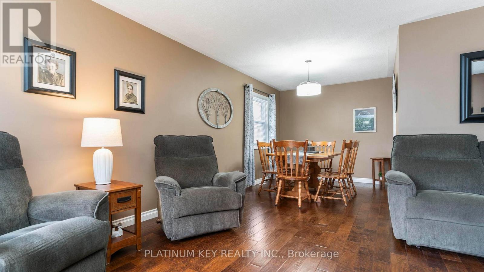 1935 Royal Crescent, London East, Ontario  N5V 1N6 - Photo 10 - X12452199