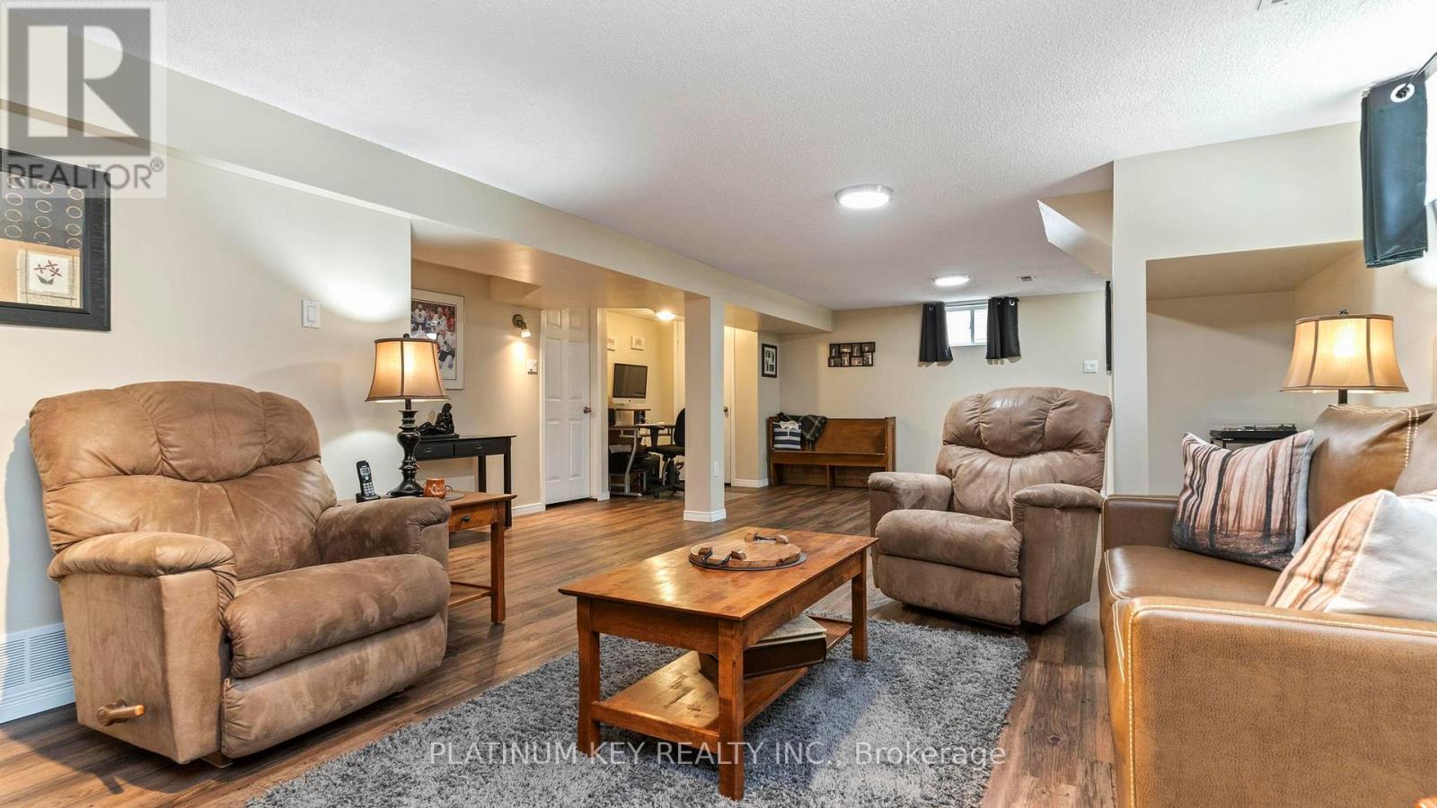 1935 Royal Crescent, London East, Ontario  N5V 1N6 - Photo 26 - X12452199