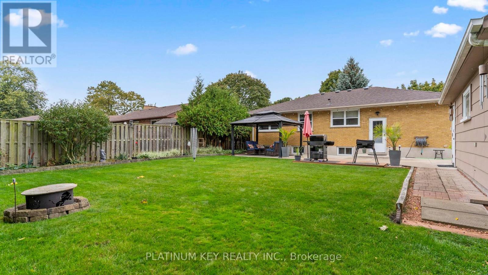1935 Royal Crescent, London East, Ontario  N5V 1N6 - Photo 40 - X12452199