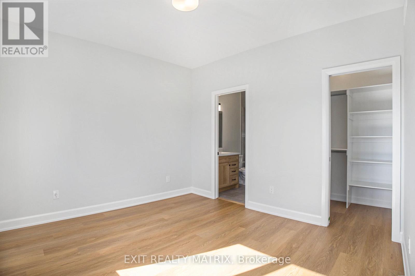 A - 560 Regina Street, Russell, Ontario  K0A 1W0 - Photo 10 - X12452169