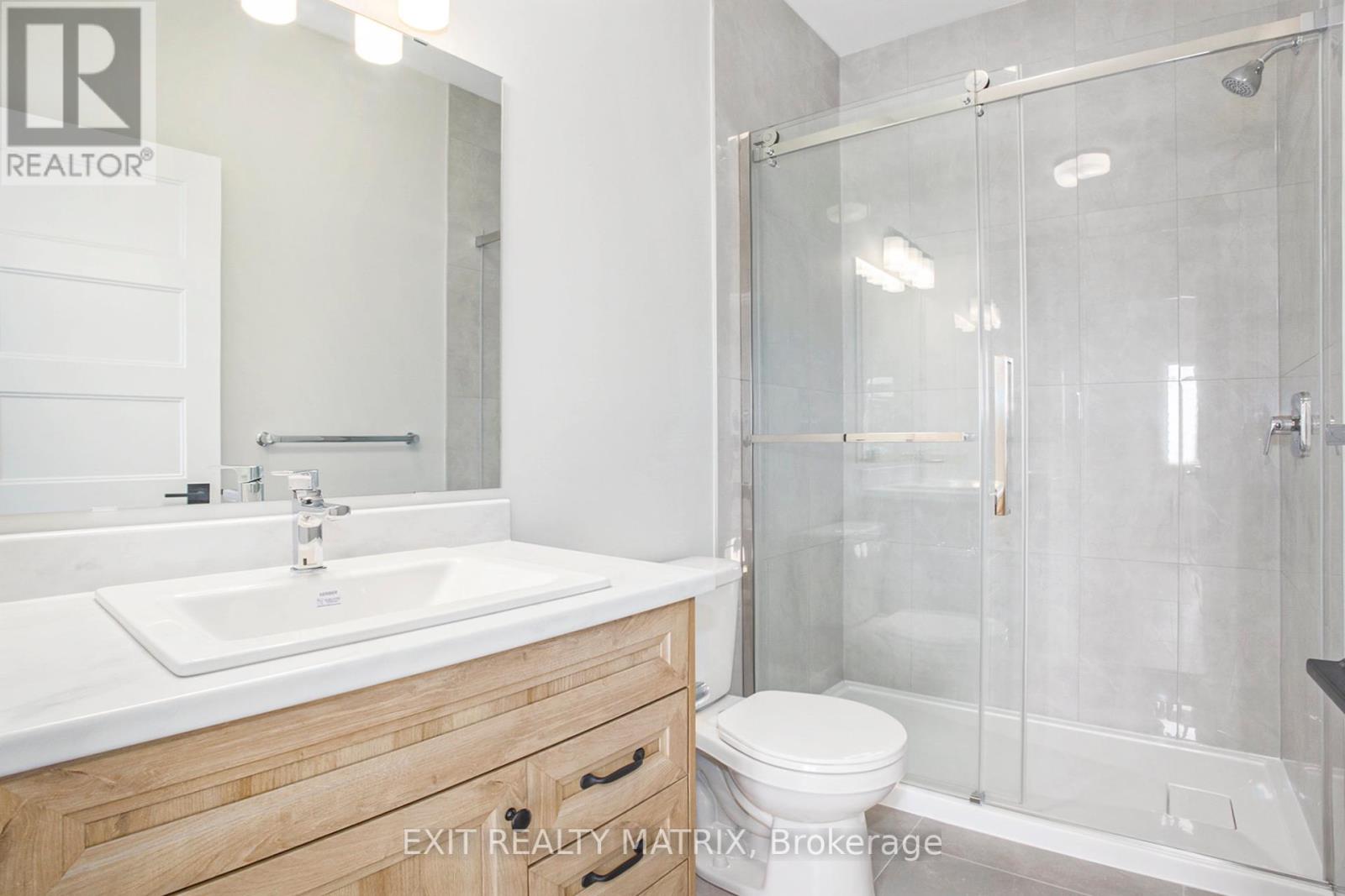 A - 560 Regina Street, Russell, Ontario  K0A 1W0 - Photo 11 - X12452169