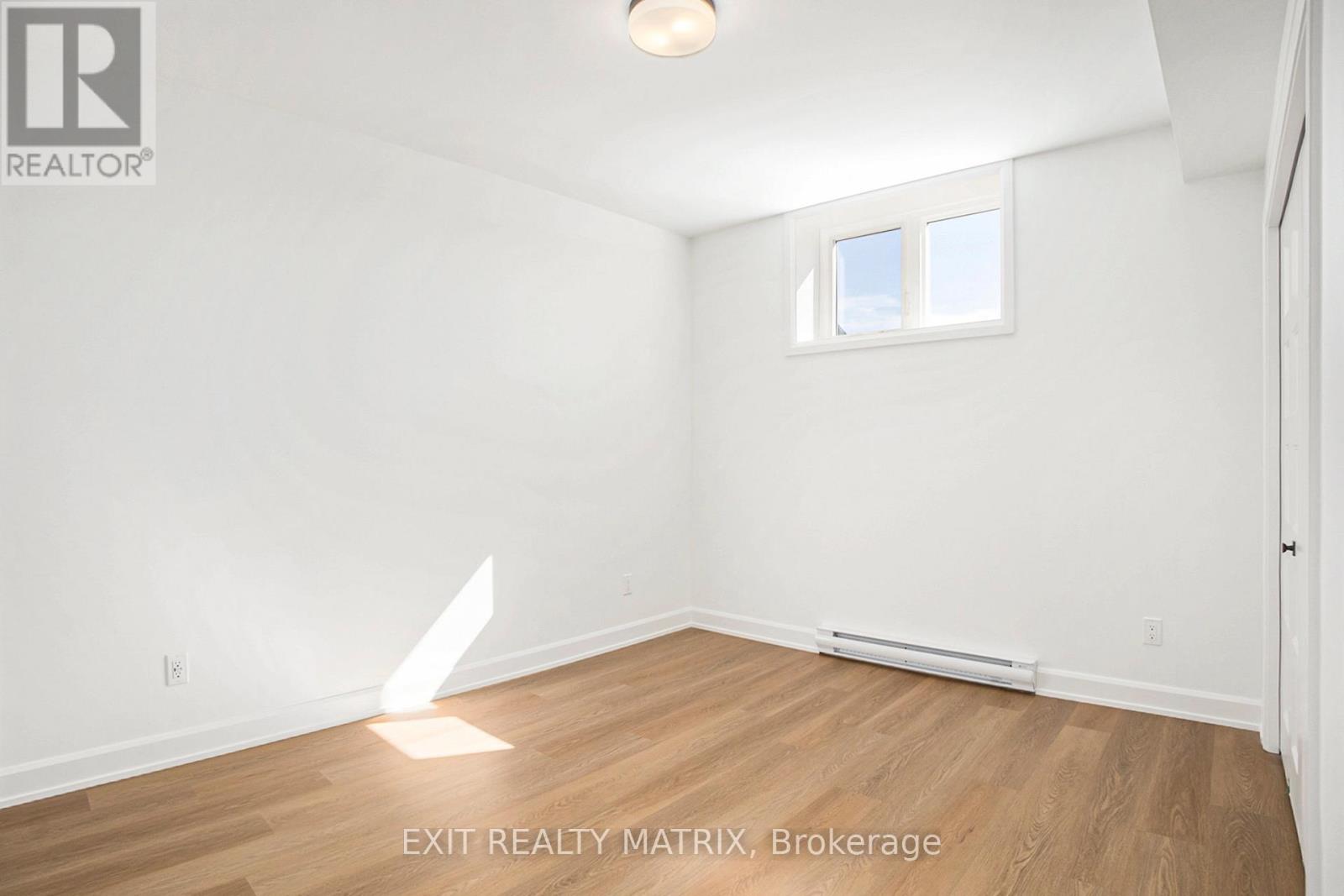 B - 560 Regina Street, Russell, Ontario  K0A 1W0 - Photo 11 - X12452177