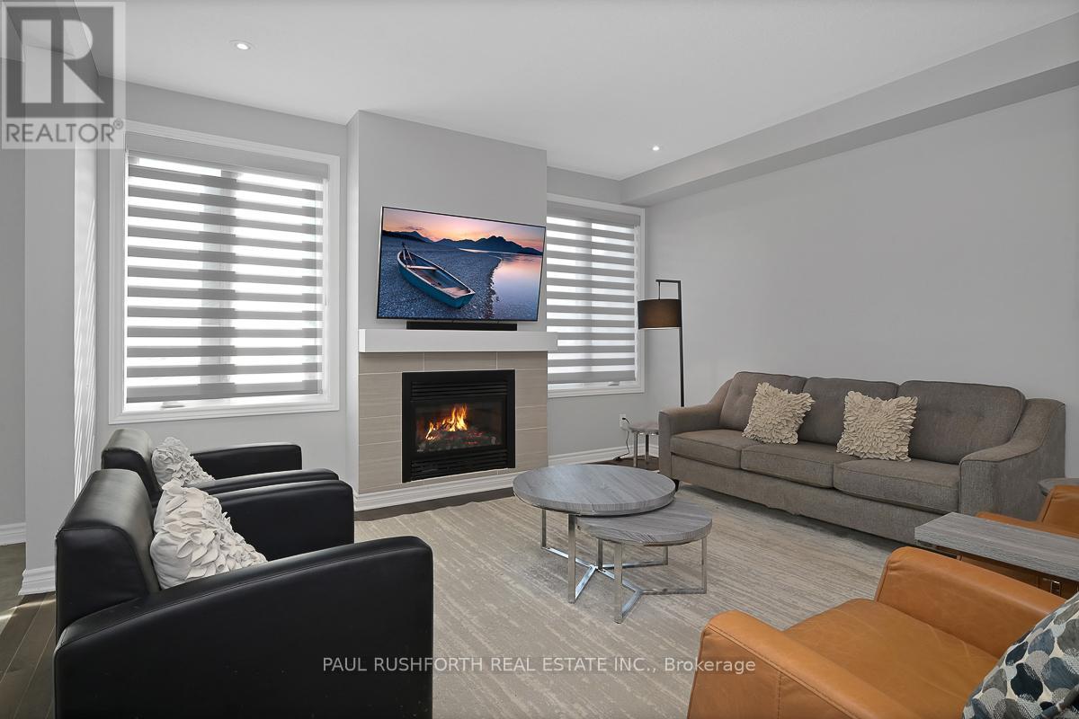 556 Genevriers Street, Ottawa, Ontario  K4A 0Y9 - Photo 3 - X12452196