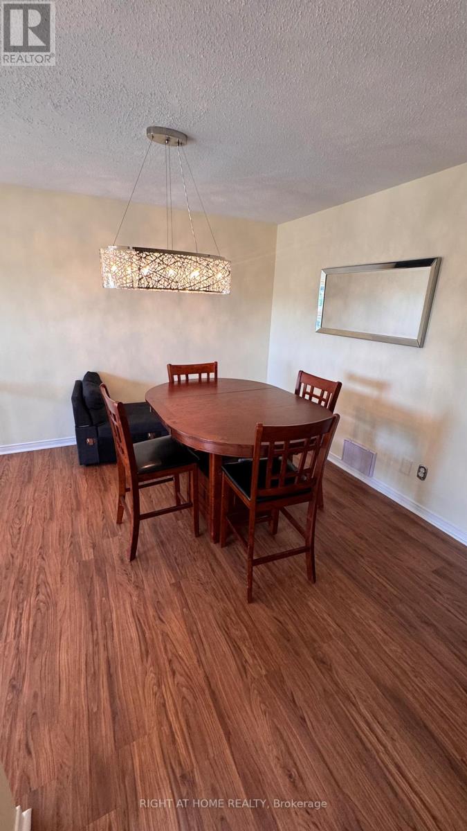 640 Brome Crescent, Ottawa, Ontario  K4A 1T9 - Photo 11 - X12452213