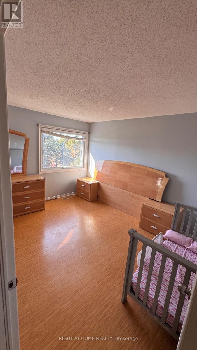 640 Brome Crescent, Ottawa, Ontario  K4A 1T9 - Photo 16 - X12452213
