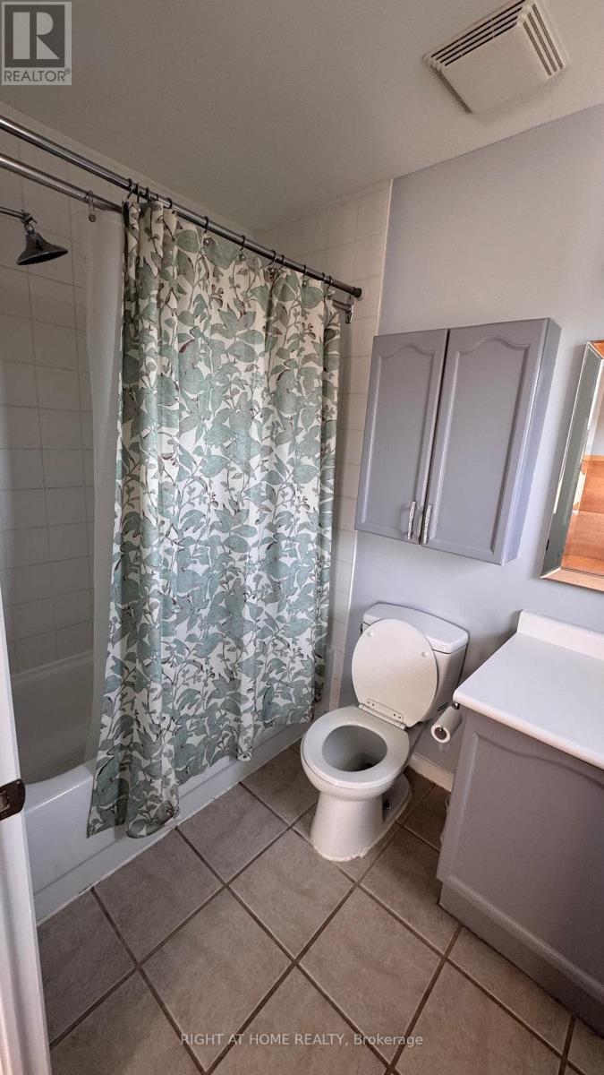 640 Brome Crescent, Ottawa, Ontario  K4A 1T9 - Photo 17 - X12452213