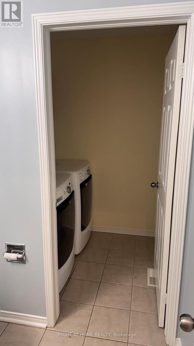 640 Brome Crescent, Ottawa, Ontario  K4A 1T9 - Photo 6 - X12452213