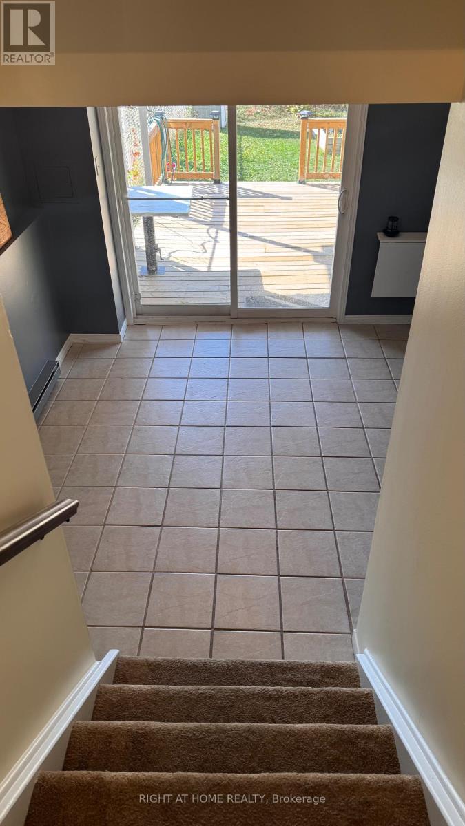640 Brome Crescent, Ottawa, Ontario  K4A 1T9 - Photo 7 - X12452213