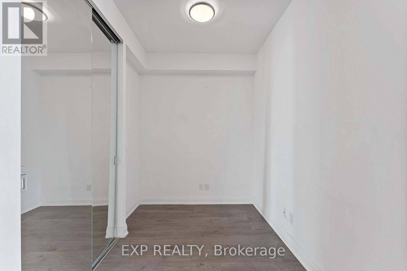 1601 - 36 Park Lawn Road W, Toronto, Ontario  M8V 0E5 - Photo 15 - W12452033