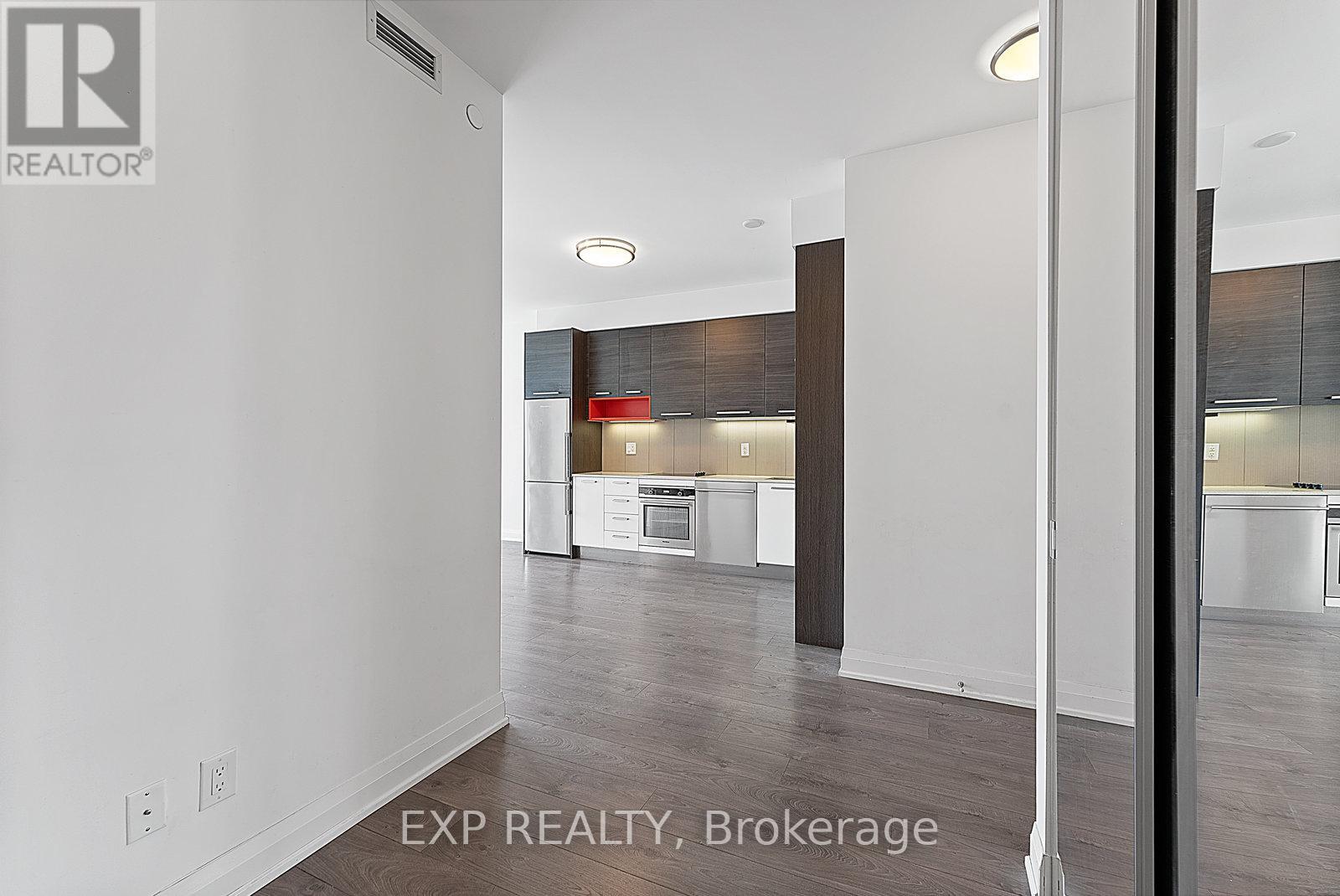 1601 - 36 Park Lawn Road W, Toronto, Ontario  M8V 0E5 - Photo 7 - W12452033