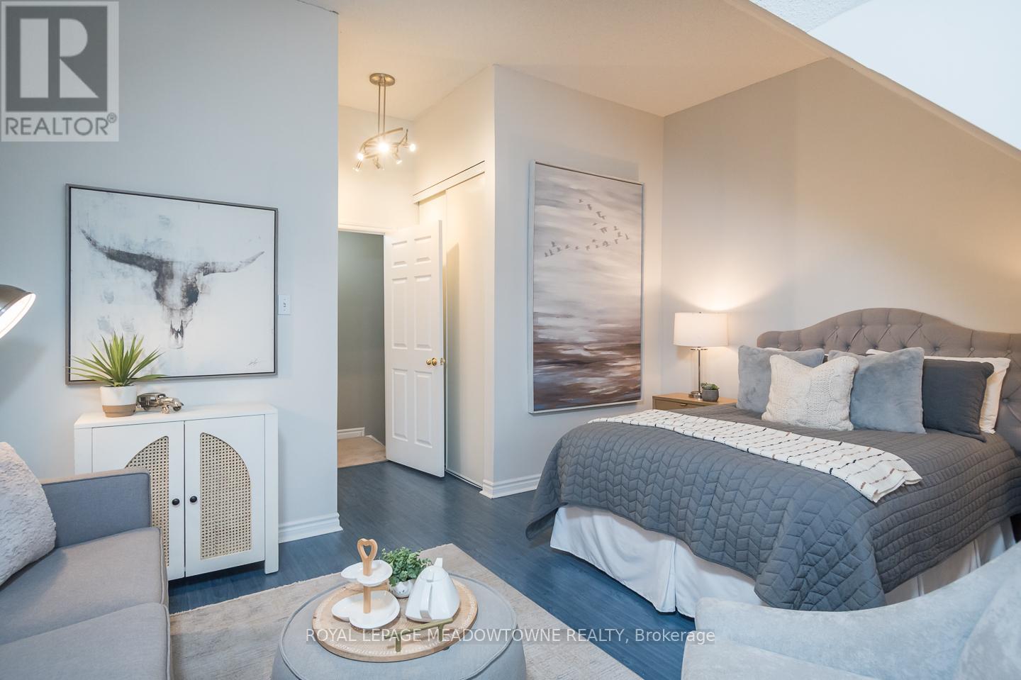 302 - 1701 Lampman Avenue, Burlington, Ontario  L7L 6R7 - Photo 27 - W12452036