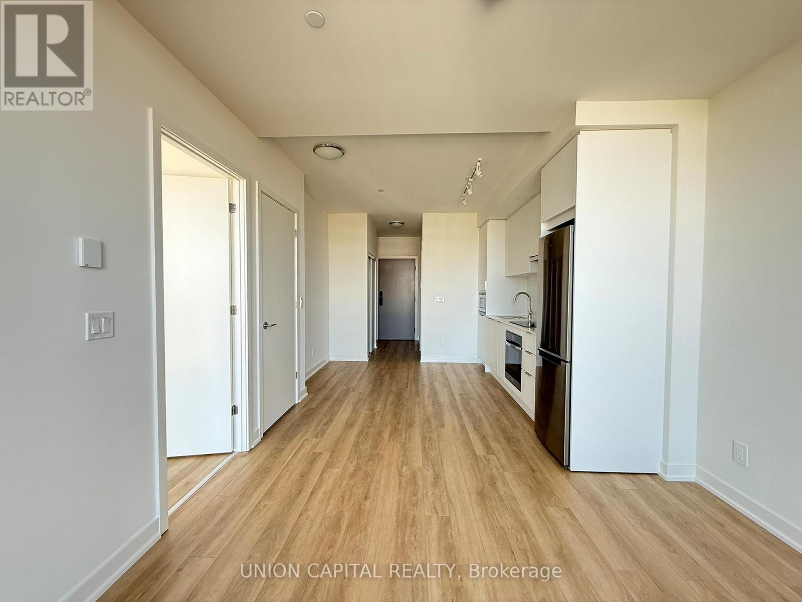2006 - 3079 Trafalgar Road, Oakville, Ontario  L6H 8C5 - Photo 10 - W12452062