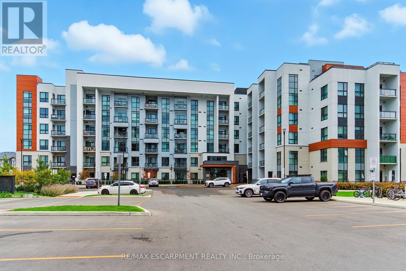 404 - 470 GORDON KRANTZ AVENUE, Milton, Ontario