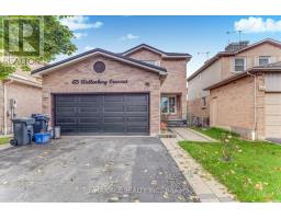 475 WALLENBERG CRESCENT, Mississauga, Ontario