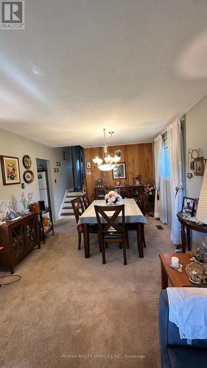 59 Belmont Drive E, Brampton, Ontario  L6T 2K5 - Photo 12 - W12452091
