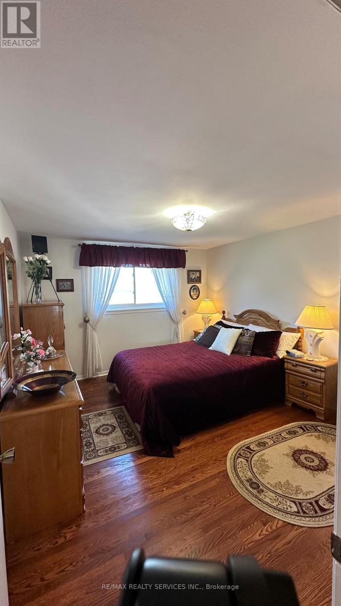 59 Belmont Drive E, Brampton, Ontario  L6T 2K5 - Photo 26 - W12452091