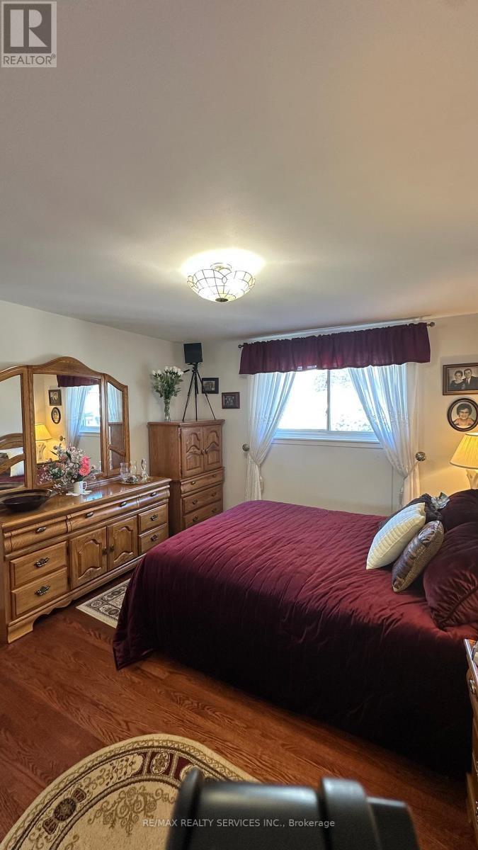 59 Belmont Drive E, Brampton, Ontario  L6T 2K5 - Photo 27 - W12452091