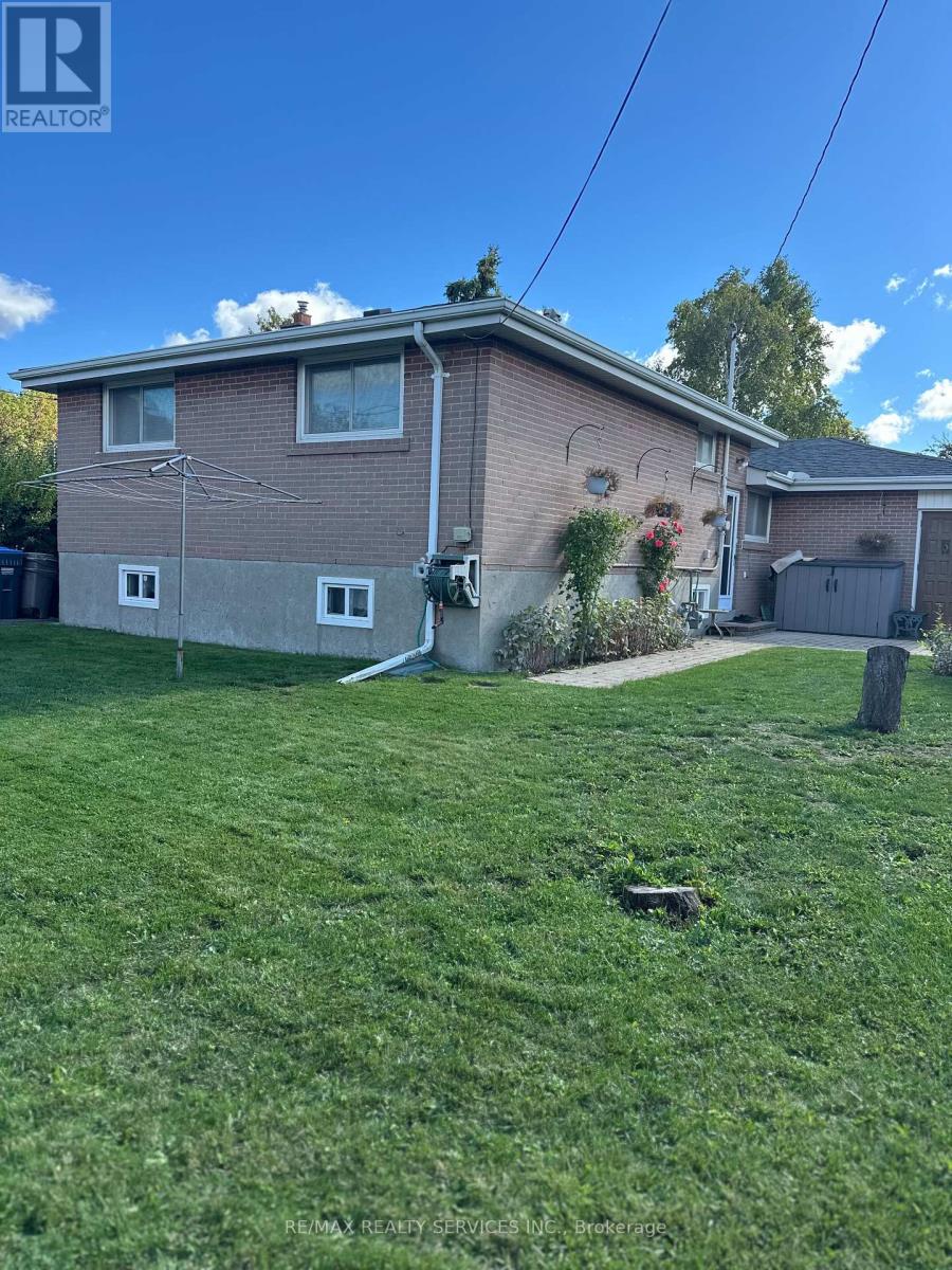 59 Belmont Drive E, Brampton, Ontario  L6T 2K5 - Photo 37 - W12452091