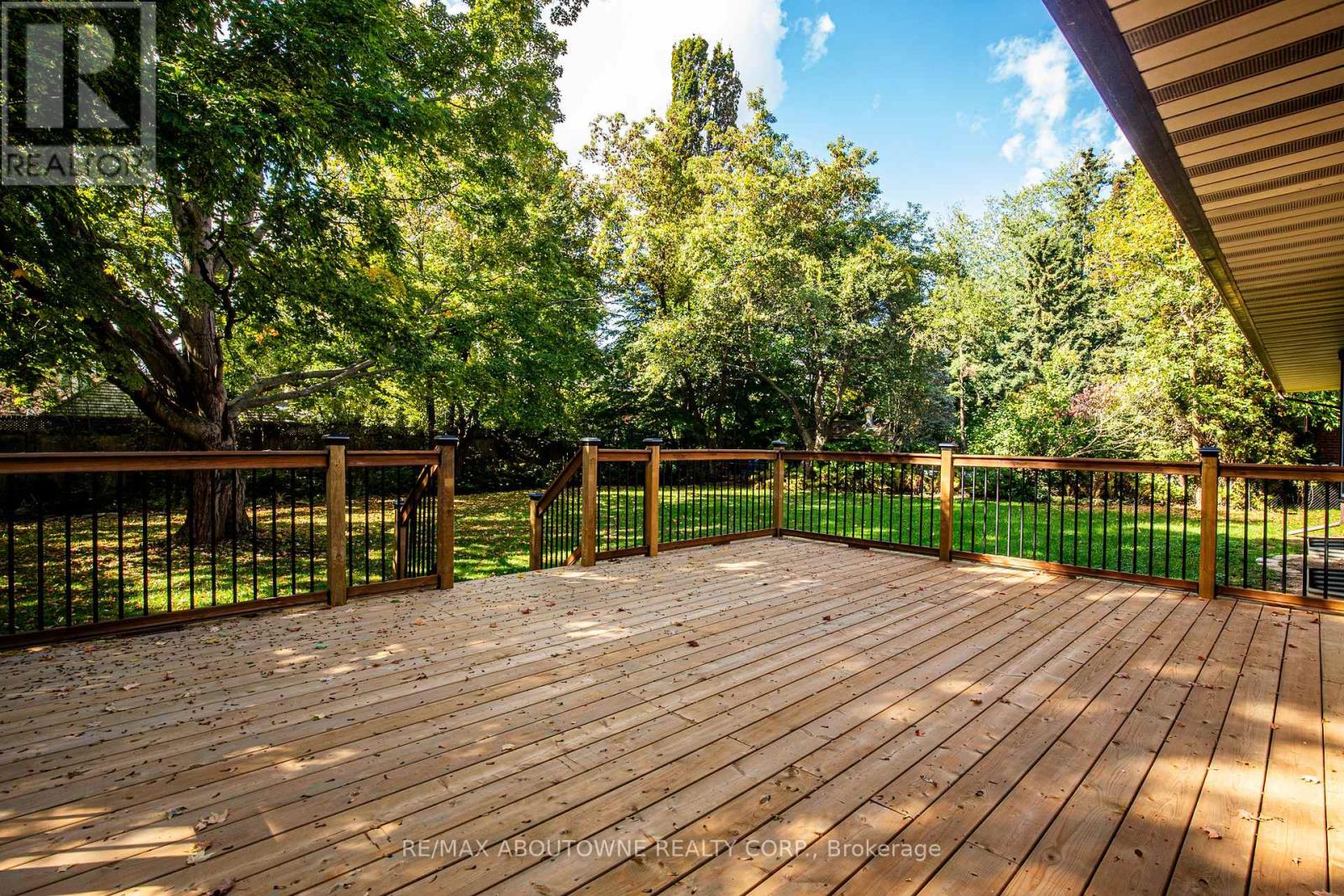 30 Birkbank Drive, Oakville, Ontario  L6J 4Y9 - Photo 30 - W12452096
