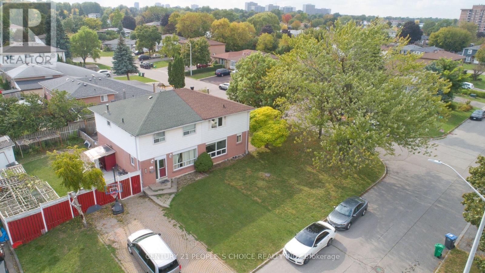 82 Davenport Crescent, Brampton, Ontario  L6T 3L6 - Photo 47 - W12452097