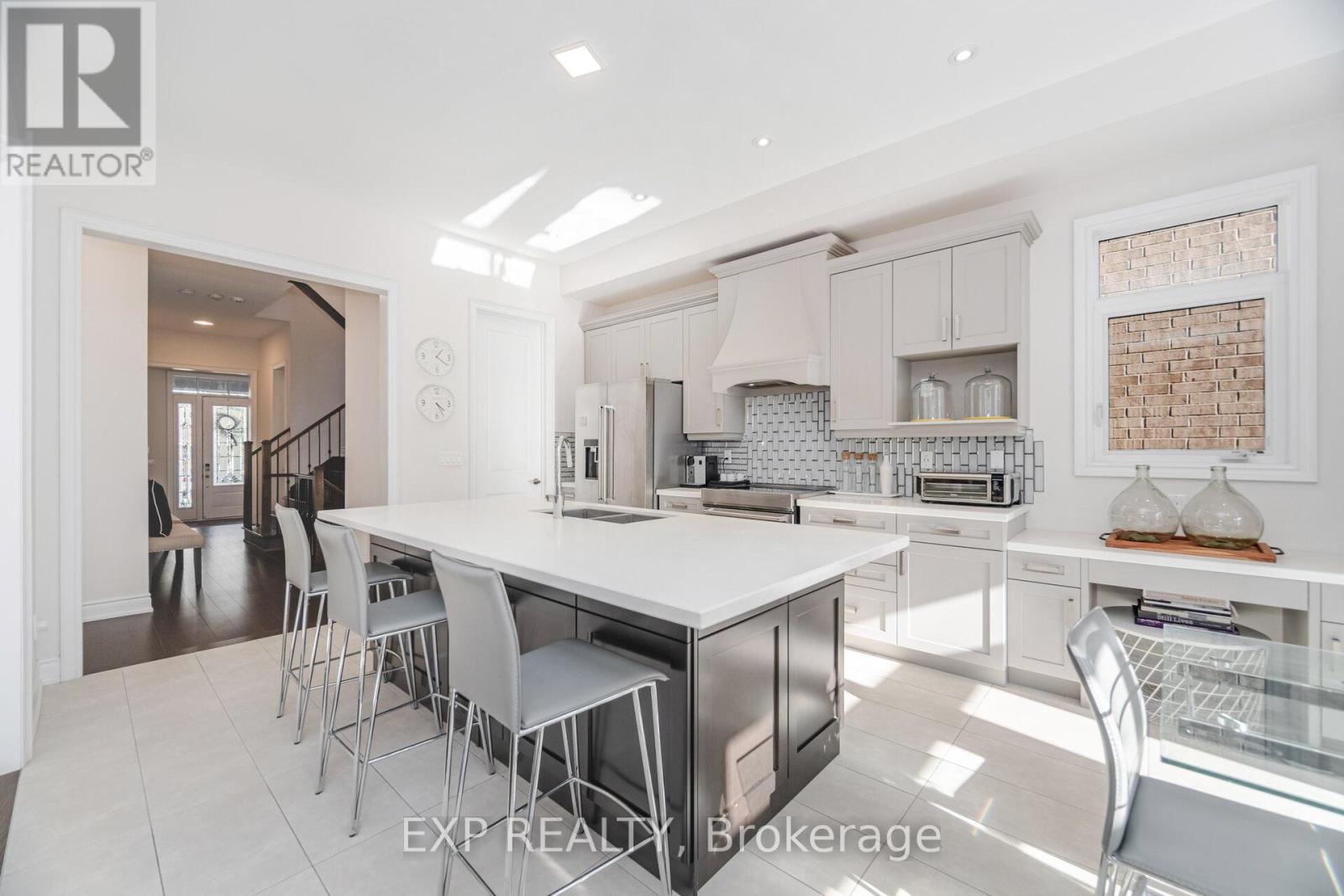 3102 Millicent Avenue, Oakville, Ontario  L6H 0V2 - Photo 20 - W12452109