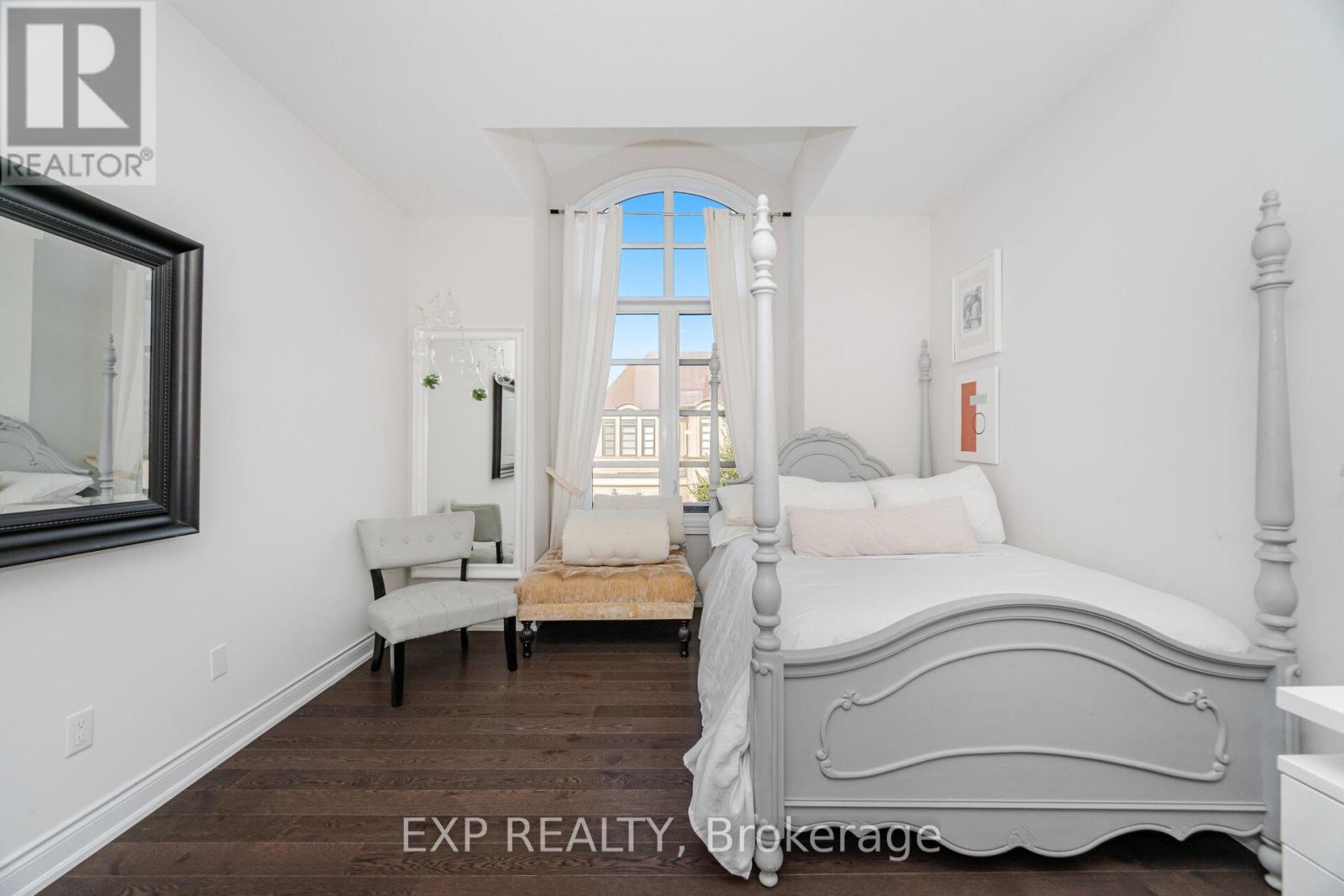 3102 Millicent Avenue, Oakville, Ontario  L6H 0V2 - Photo 40 - W12452109