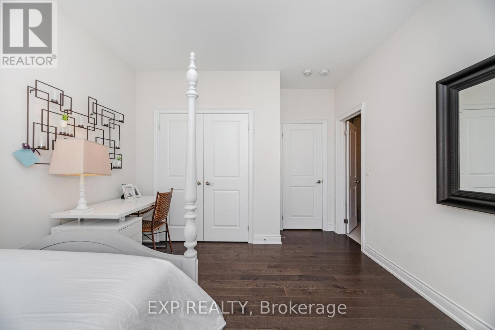 3102 Millicent Avenue, Oakville, Ontario  L6H 0V2 - Photo 41 - W12452109