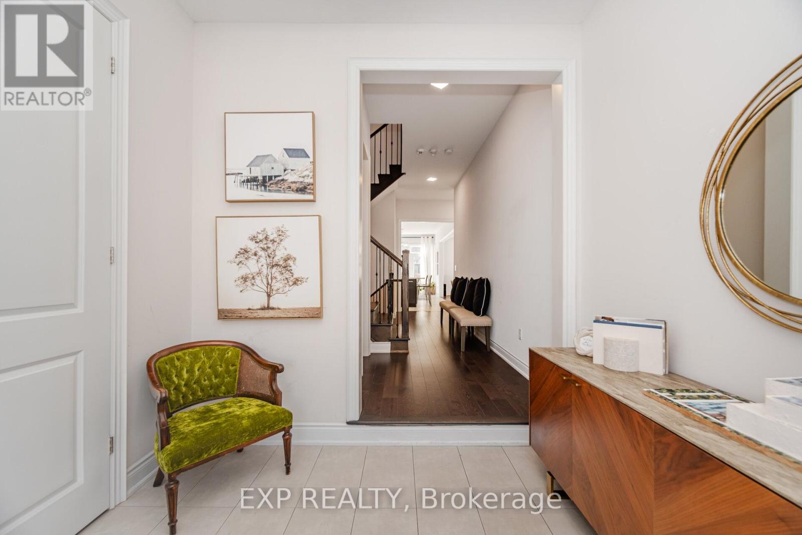 3102 Millicent Avenue, Oakville, Ontario  L6H 0V2 - Photo 5 - W12452109