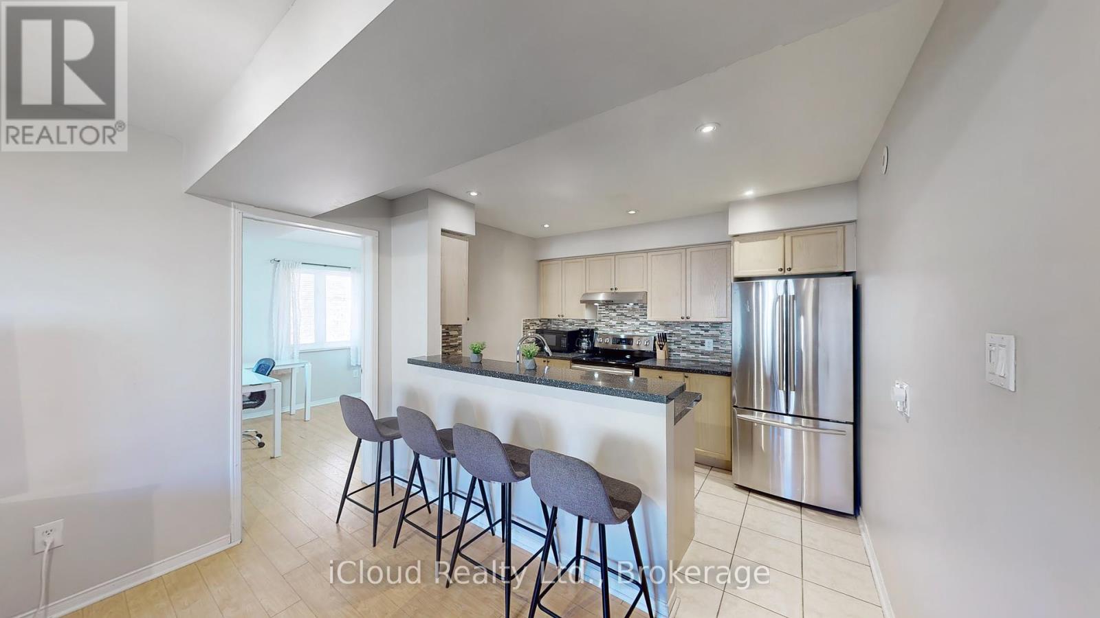 148 - 4975 Southampton Drive, Mississauga, Ontario  L5M 8C6 - Photo 13 - W12452119