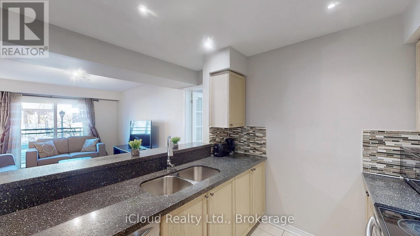 148 - 4975 Southampton Drive, Mississauga, Ontario  L5M 8C6 - Photo 15 - W12452119