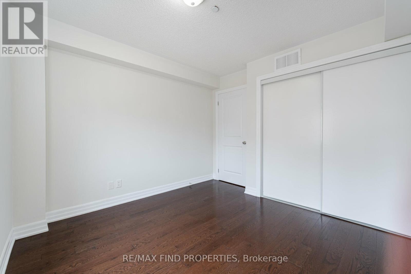 63 Newcastle Street, Toronto, Ontario  M8Y 0A5 - Photo 18 - W12452122