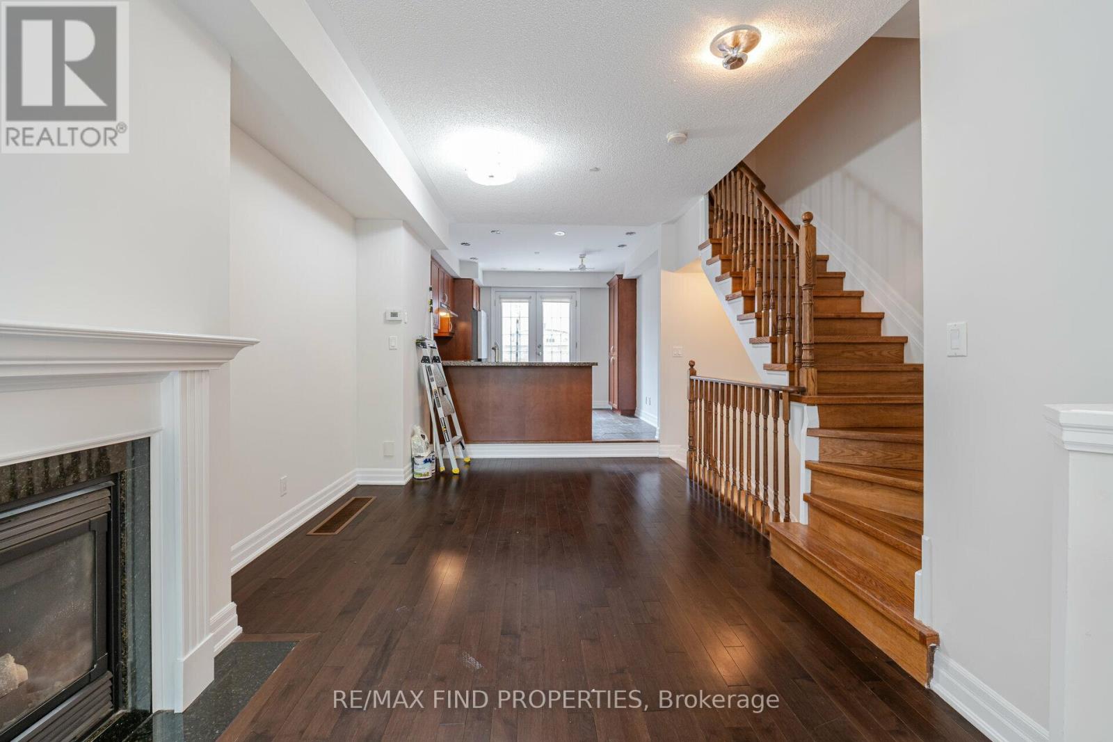 63 Newcastle Street, Toronto, Ontario  M8Y 0A5 - Photo 6 - W12452122
