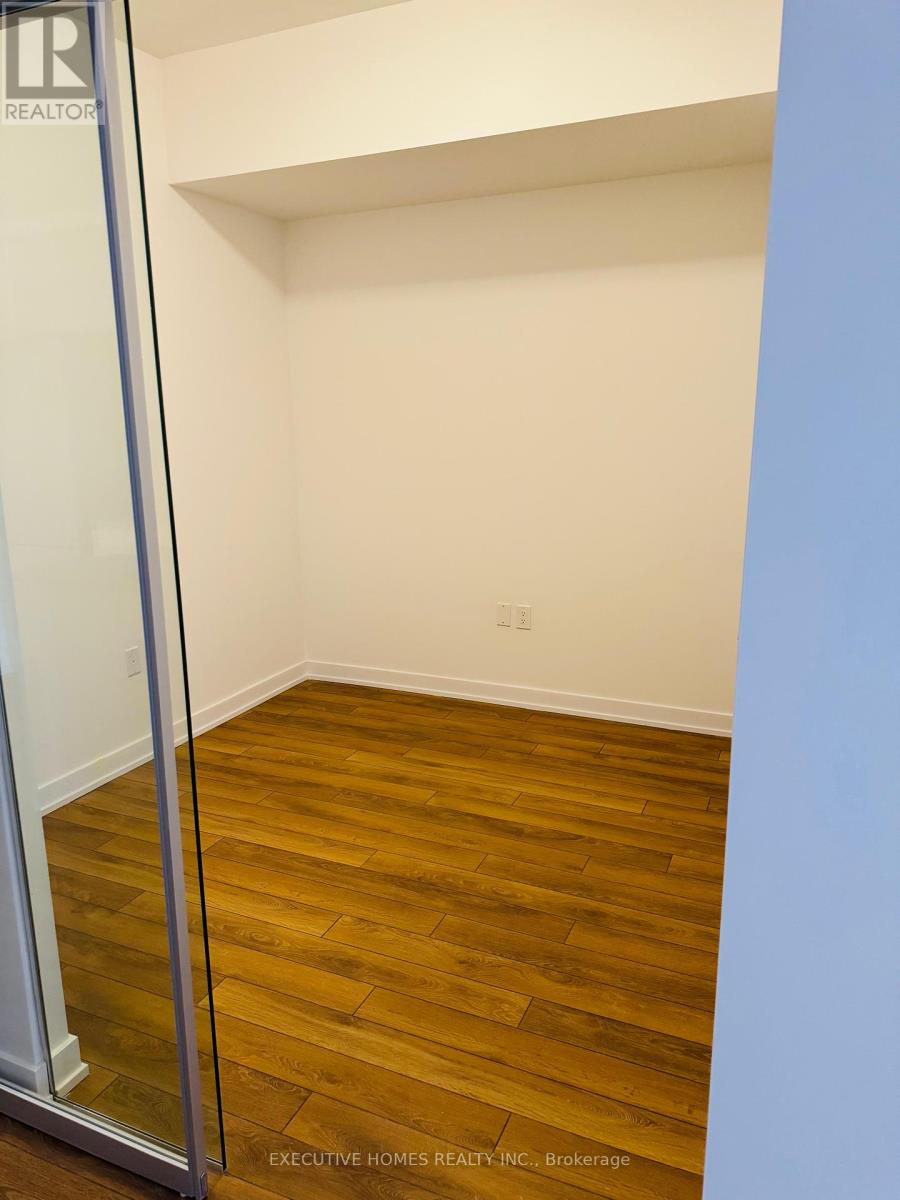 702 - 2433 Dufferin Street, Toronto, Ontario  M6E 0B4 - Photo 7 - W12452134