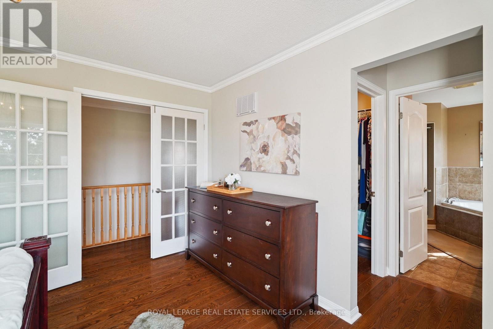 641 Symons Cross, Milton, Ontario  L9T 7S2 - Photo 20 - W12452144
