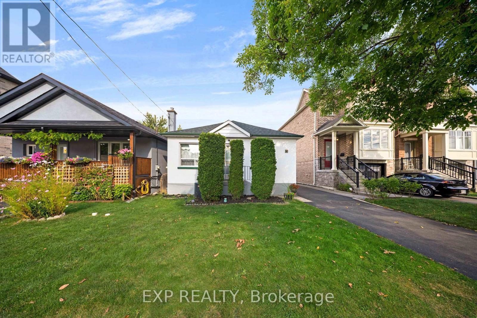 79 SIXTEENTH STREET, Toronto, Ontario