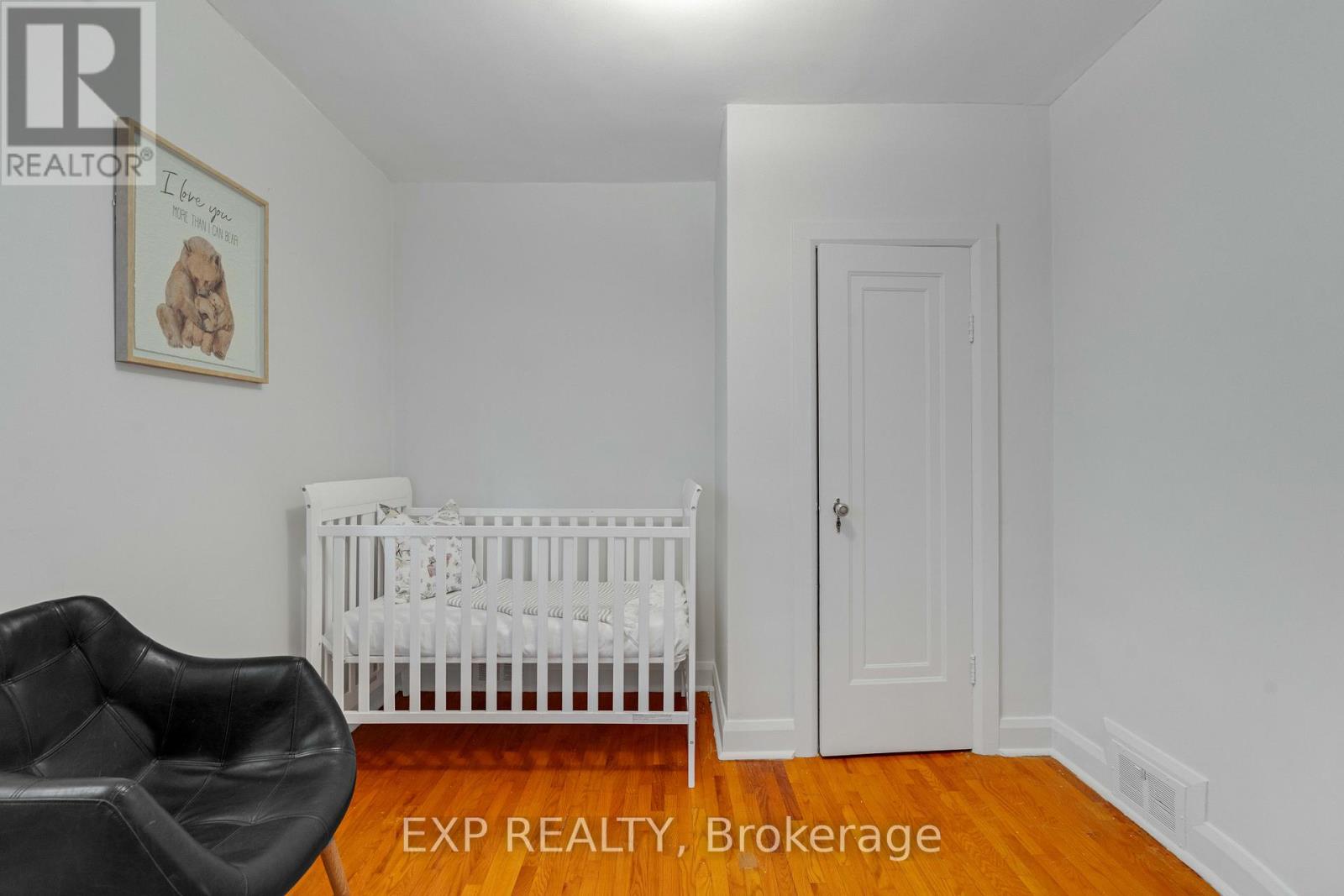 79 Sixteenth Street, Toronto, Ontario  M8V 3J9 - Photo 12 - W12452151