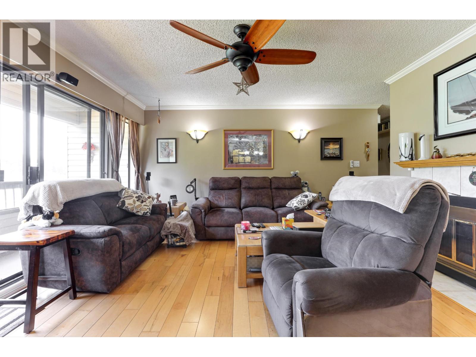 301 1048 King Albert Avenue, Coquitlam, British Columbia  V3J 1X5 - Photo 7 - R3056667