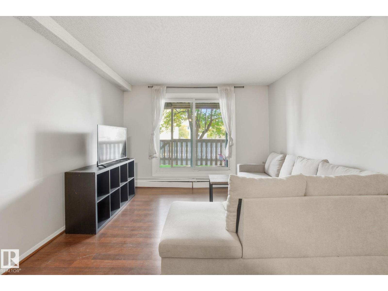 #106 4810 Mill Woods Rd S Nw, Edmonton, Alberta  T6L 5N9 - Photo 4 - E4461329