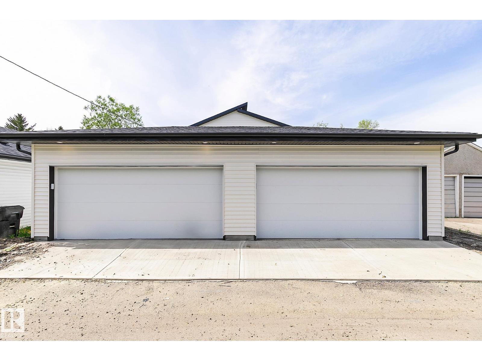 11633 St Albert Tr Nw, Edmonton, Alberta  T5M 3L6 - Photo 24 - E4461331