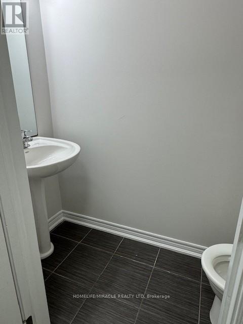 173 Winterberry Boulevard, Thorold, Ontario  L2V 0C2 - Photo 15 - X12452037