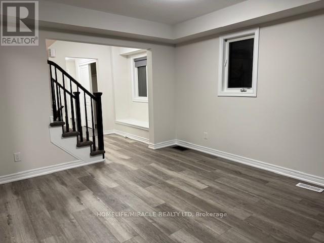 173 Winterberry Boulevard, Thorold, Ontario  L2V 0C2 - Photo 8 - X12452037
