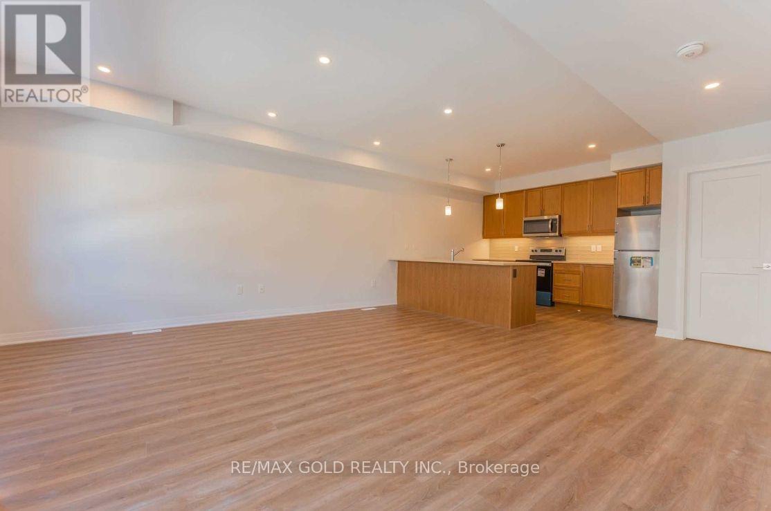 #58 - 51 Sparrow Avenue, Cambridge, Ontario  N1T 2E2 - Photo 11 - X12452070