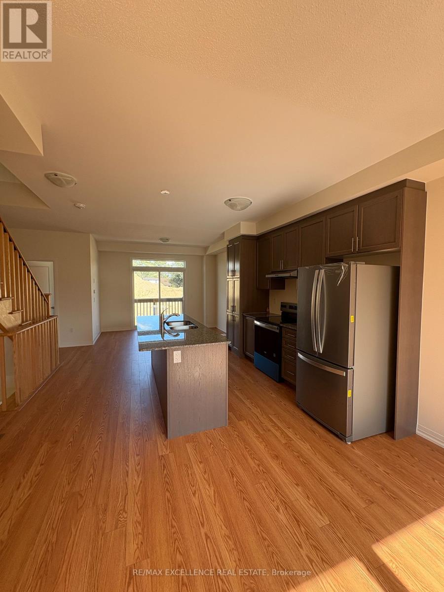 474 Provident Way, Hamilton, Ontario  L0R 1W0 - Photo 4 - X12452079