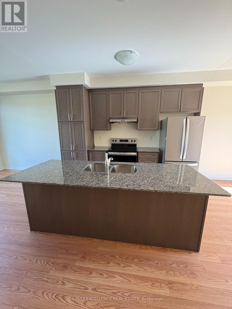 474 Provident Way, Hamilton, Ontario  L0R 1W0 - Photo 5 - X12452079