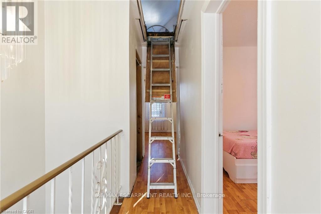 44 Holton Avenue N, Hamilton, Ontario  L8L 6H4 - Photo 20 - X12452124
