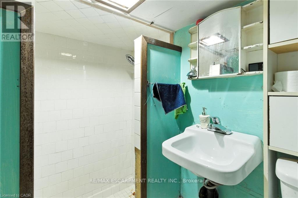44 Holton Avenue N, Hamilton, Ontario  L8L 6H4 - Photo 25 - X12452124